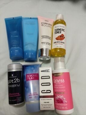 Assorted Bath & Body Lot — blue, pink, white, yellow
